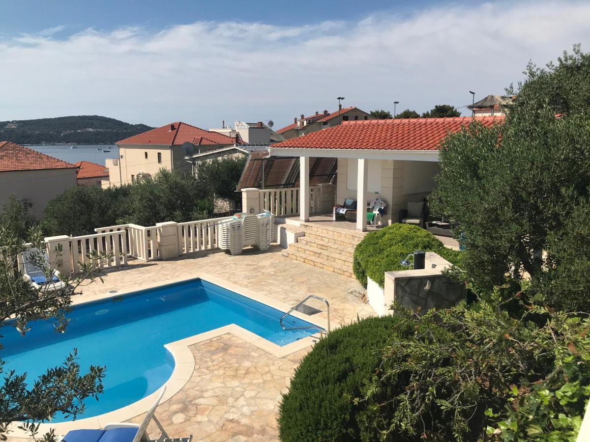 Residence Villa Irena Apartments Trogir Bagian luar foto