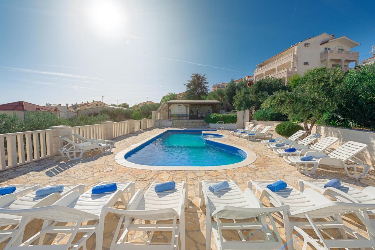 Residence Villa Irena Apartments Trogir Bagian luar foto