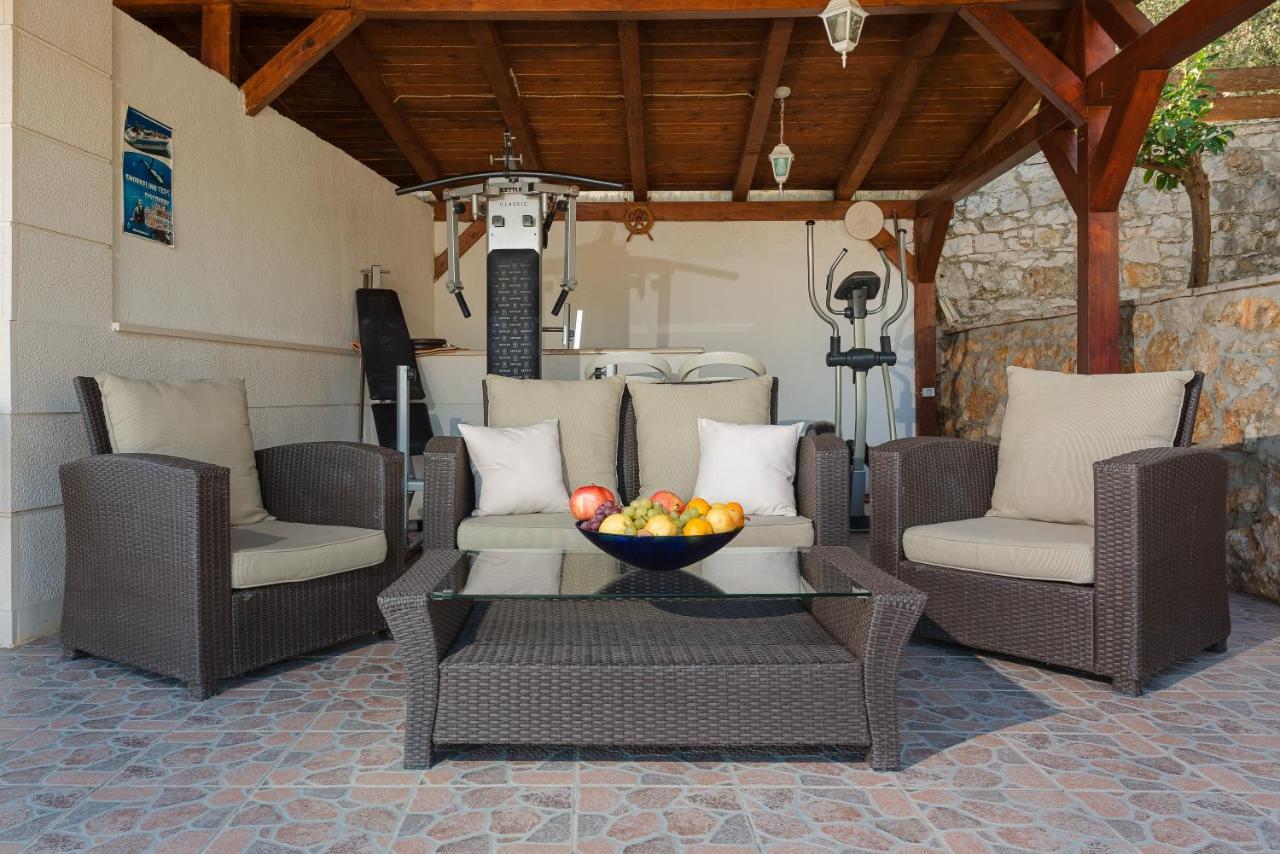 Residence Villa Irena Apartments Trogir Bagian luar foto