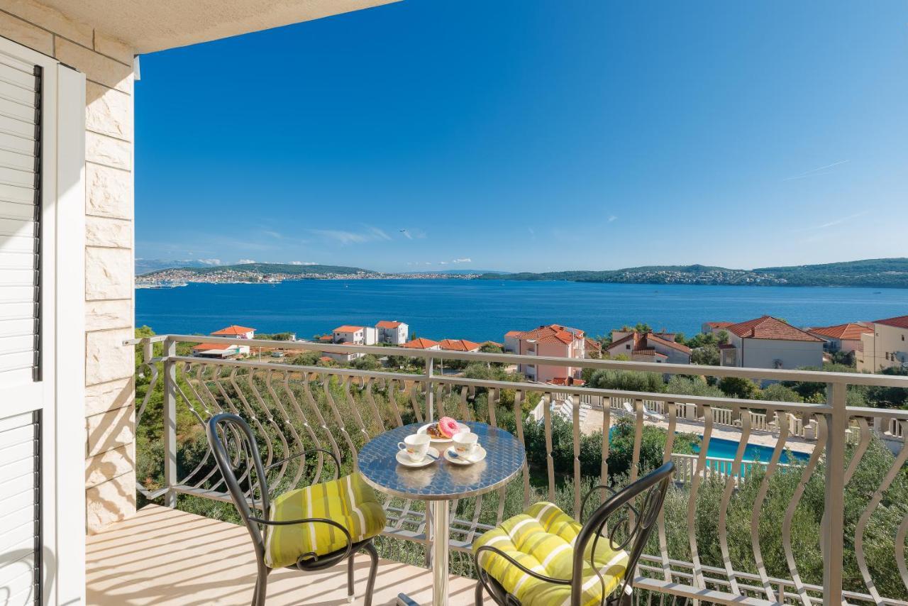 Residence Villa Irena Apartments Trogir Bagian luar foto