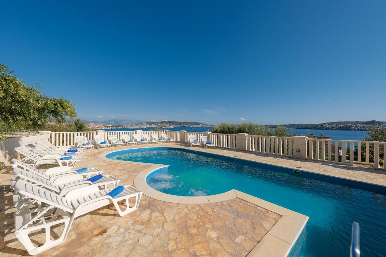 Residence Villa Irena Apartments Trogir Bagian luar foto