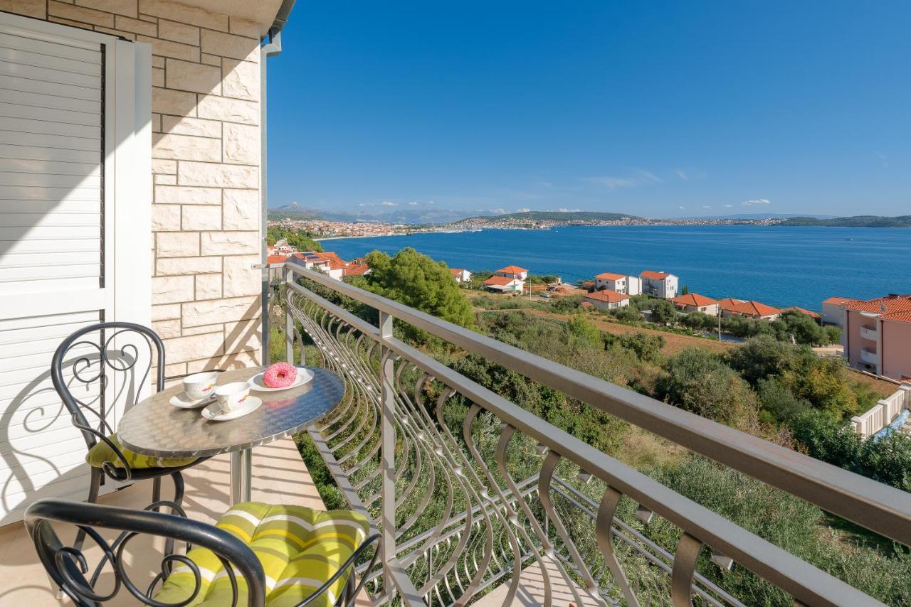 Residence Villa Irena Apartments Trogir Bagian luar foto