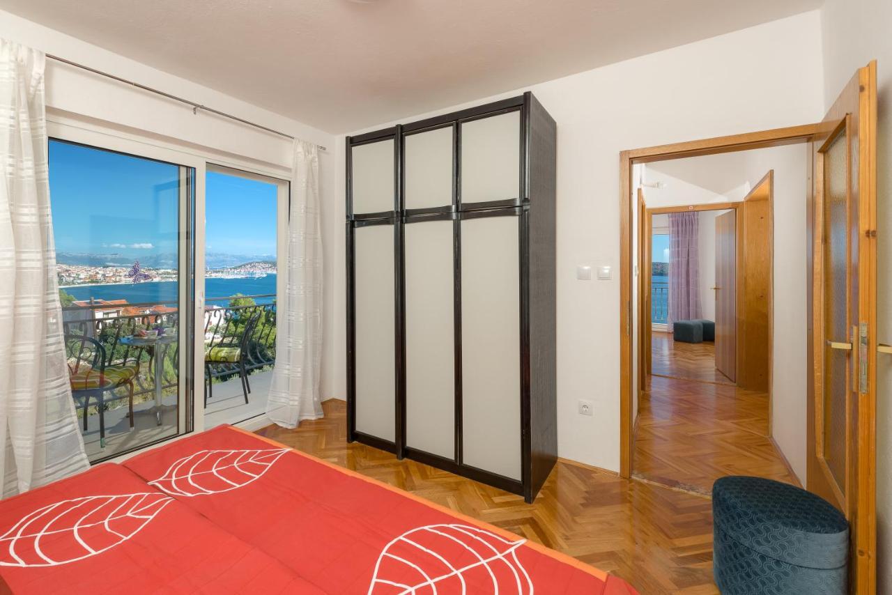 Residence Villa Irena Apartments Trogir Bagian luar foto